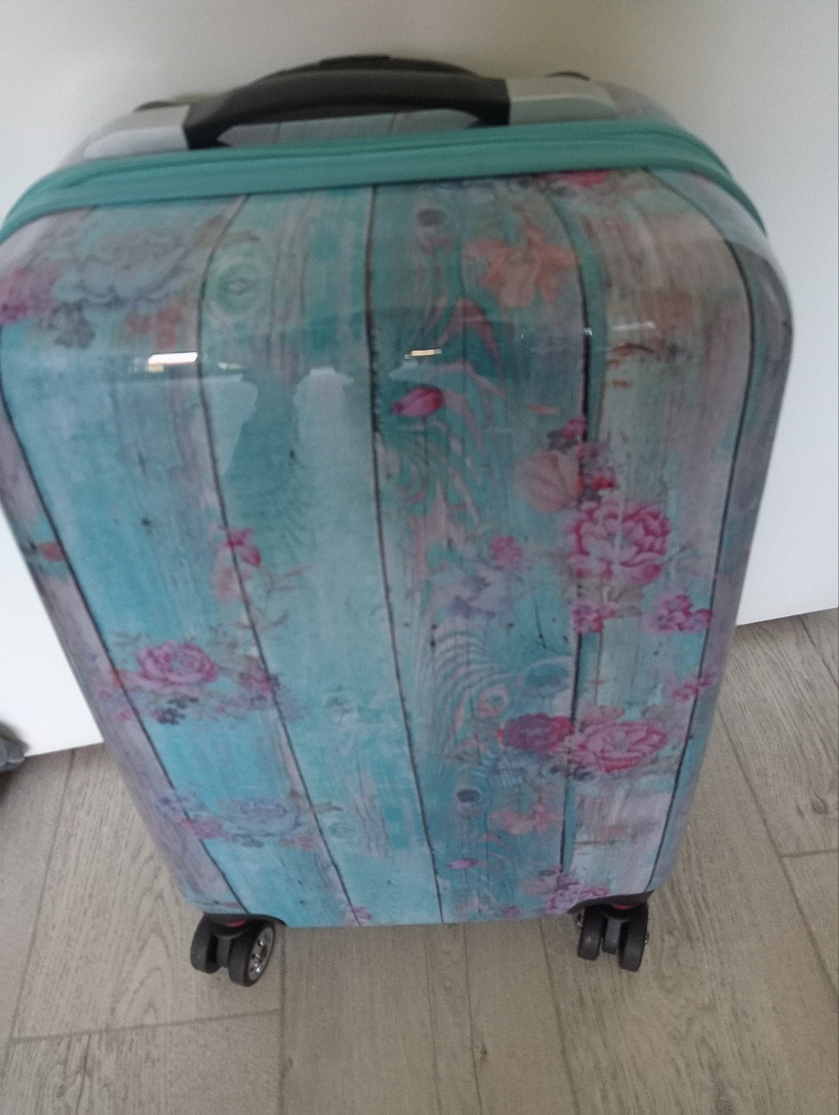 Rolkoffer, Sieraden, Tassen en Uiterlijk, Koffers, Hard kunststof, Minder dan 50 cm, Ophalen of Verzenden, Zo goed als nieuw