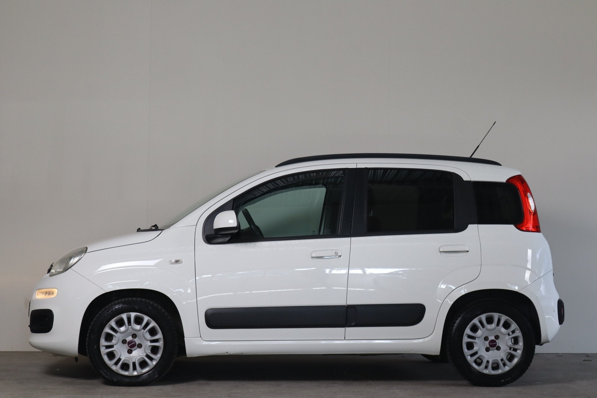 Fiat Panda 0.9 TwinAir Lounge NL-Auto! Airco I Stuurbekr.,, Auto's, Euro 5, Panda, Origineel Nederlands, Onderhoudsboekje