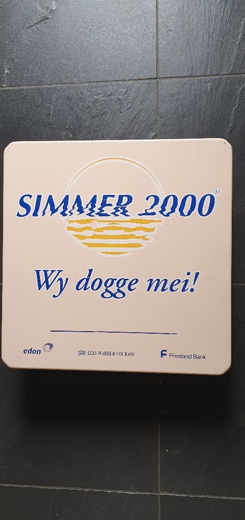 Emaille Bord Simmer 2000 Wy dogge mei!, Ophalen