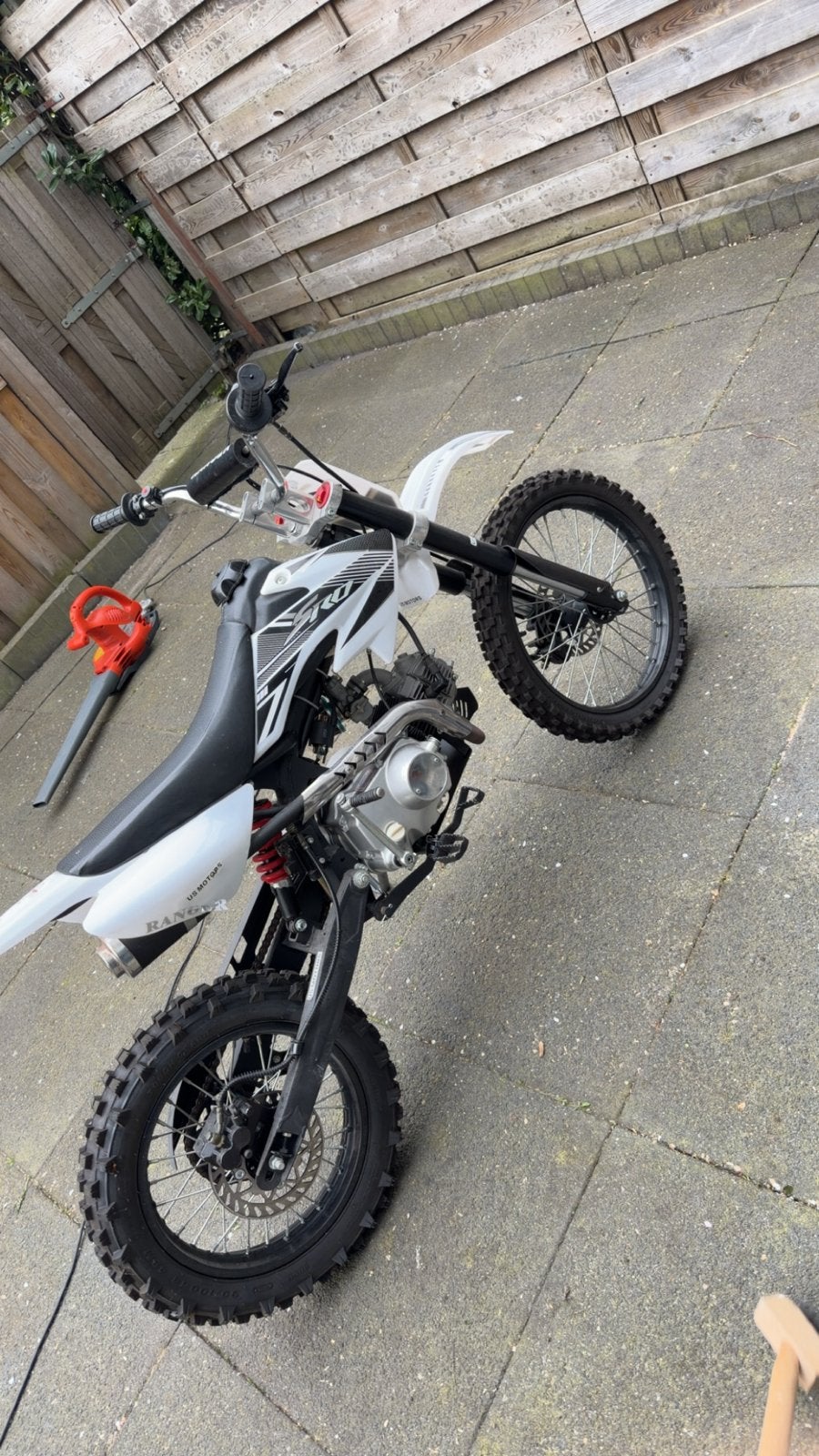 Crosser 125cc - Zo goed als nieuw, Fietsen en Brommers, Ophalen, Zo goed als nieuw, Schijfrem, Pitbike