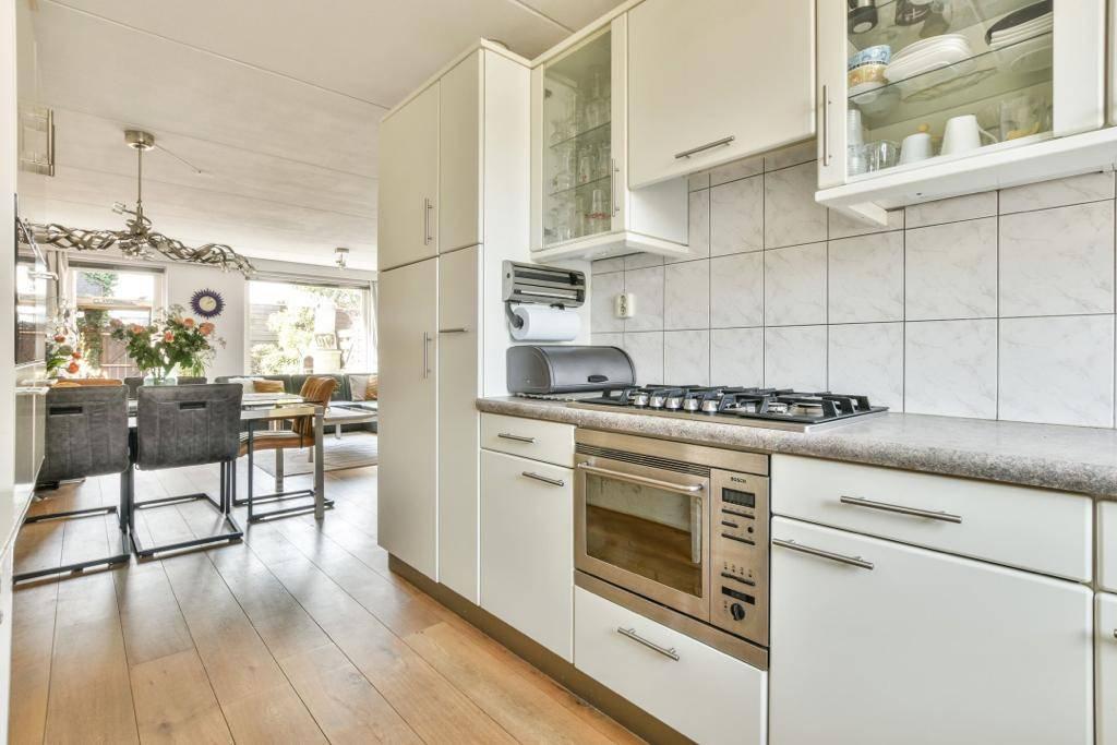 Complete keuken met inbouwapparatuur - zelf demonteren, Ophalen, Gebruikt, Wit, U-keuken