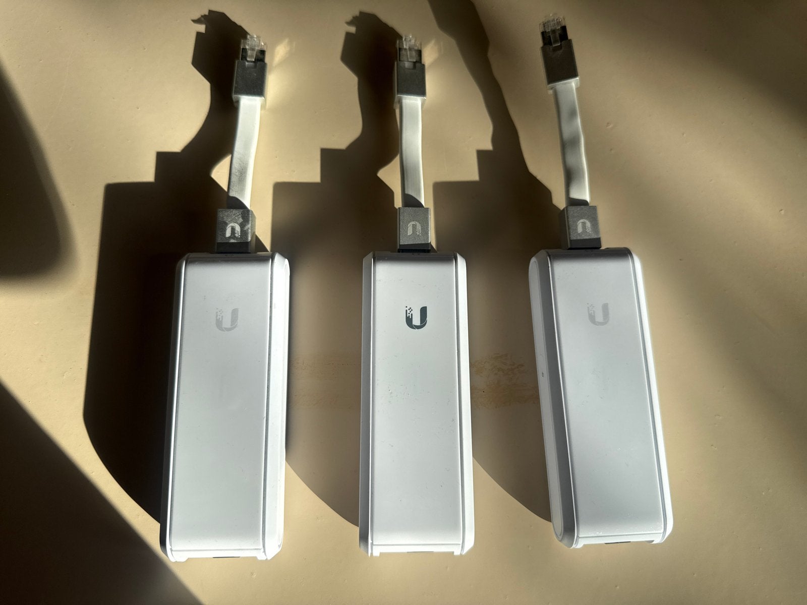 Ubiquiti UniFi Cloud Key (3 stuks), Ophalen of Verzenden, Zo goed als nieuw, Router