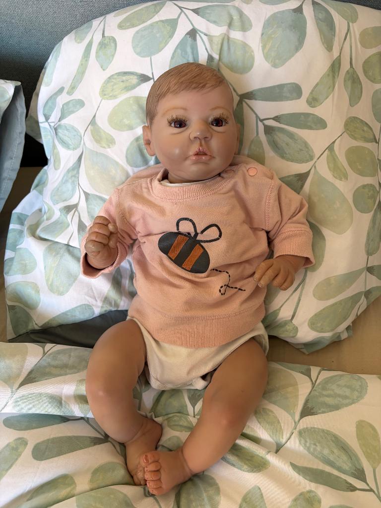 Reborn baby, Ophalen of Verzenden, Gebruikt, Babypop, Levensecht of Reborn