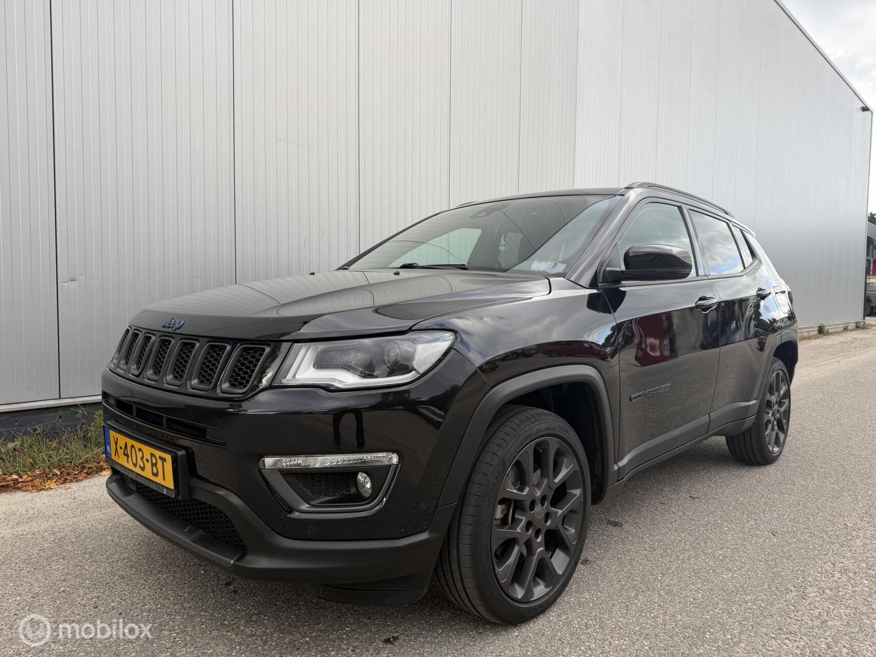 Jeep Compass 4xe 240 Plug-in Hybrid Electric Trailhawk, Auto's, Automatische klimaatregeling, Euro 6, 4 cilinders, Zwart