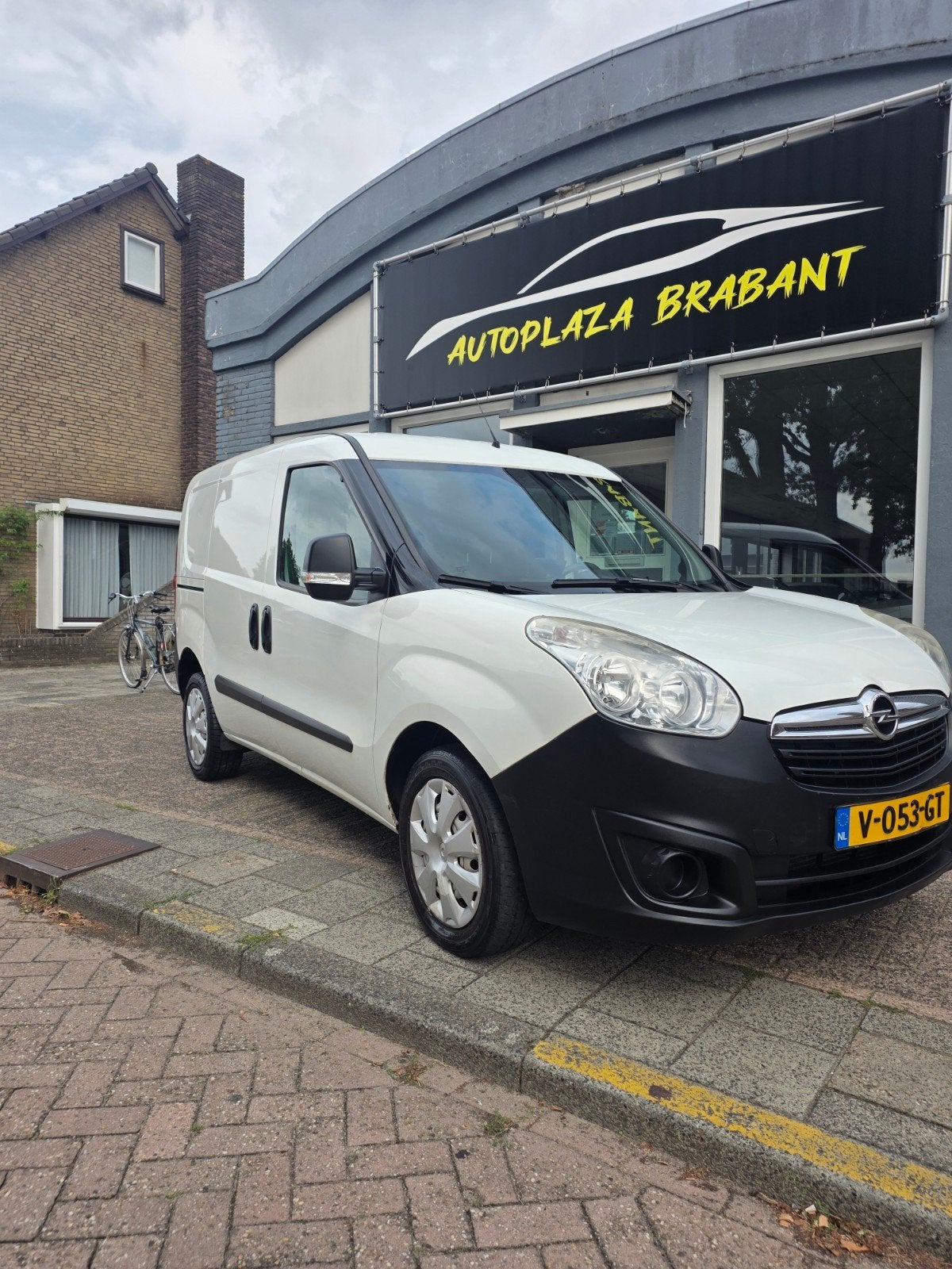 Opel Combo Cargo GB 1.3  95pk L1h1)euro 6 prijs 5500 € ex bt, Auto's, Voorwielaandrijving, Stof, Wit, Origineel Nederlands