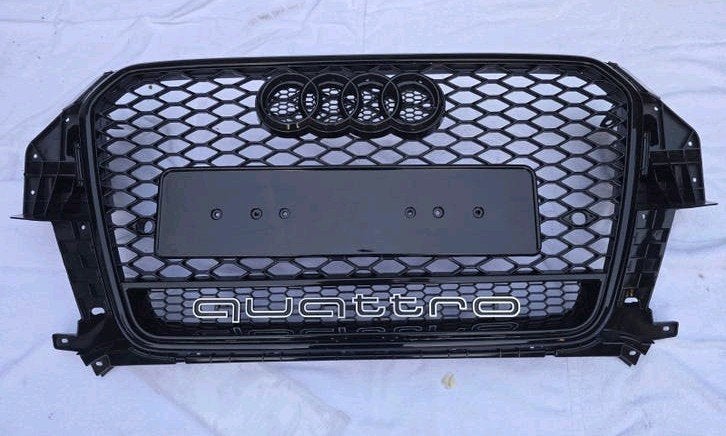 Audi Q3 RS Look Grille - Nieuw, Ophalen of Verzenden, Nieuw, Audi