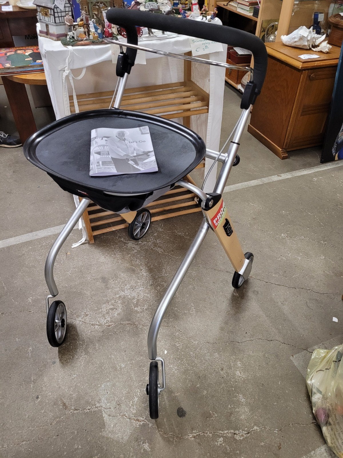 rollator voor binnenshuis Trust Let's Go, Ophalen, Gebruikt
