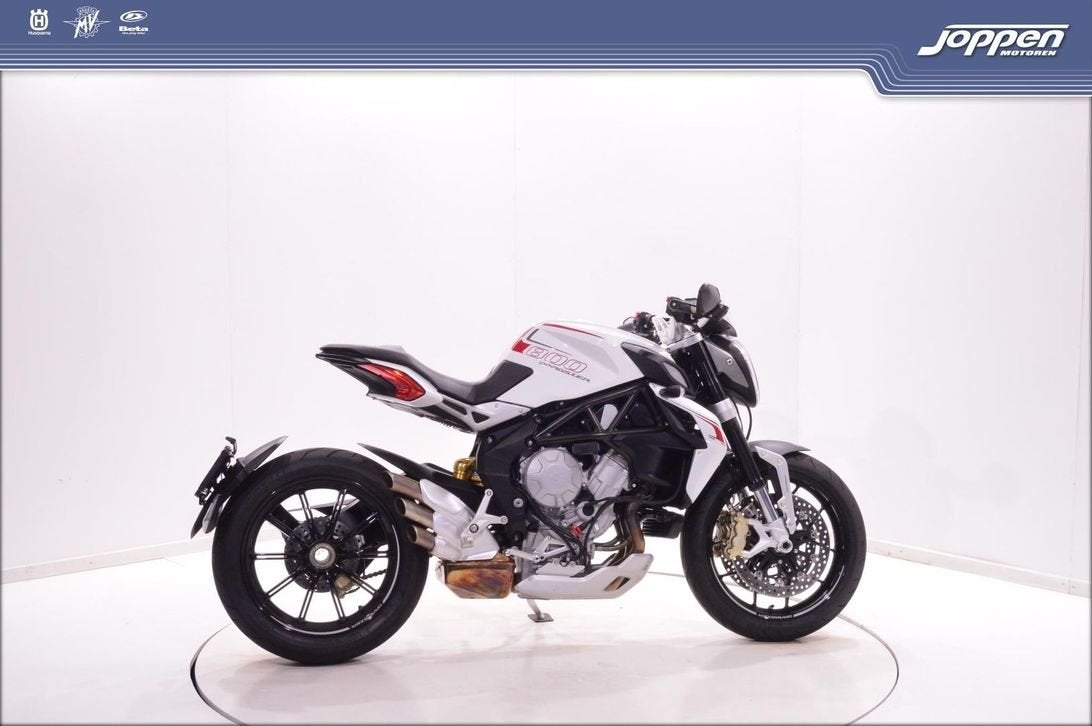 MV Agusta Dragster800 eas abs (bj 2014), Motorrijbewijs A, Bedrijf, Meer dan 35 kW, 800 cc