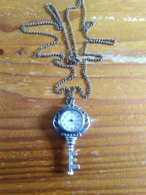 Horloge aan ketting, model sleutel, Sieraden, Tassen en Uiterlijk, Horloges | Dames, Overige merken, Overige materialen, Zakhorloge