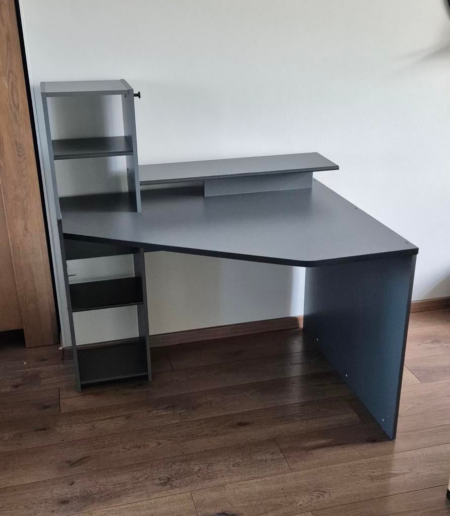 Gaming Hoekbureau Parisot 7340SAT - Grijs (112x90x122 cm), Ophalen, Opbergruimte, Gebruikt, Spaanplaat of MDF