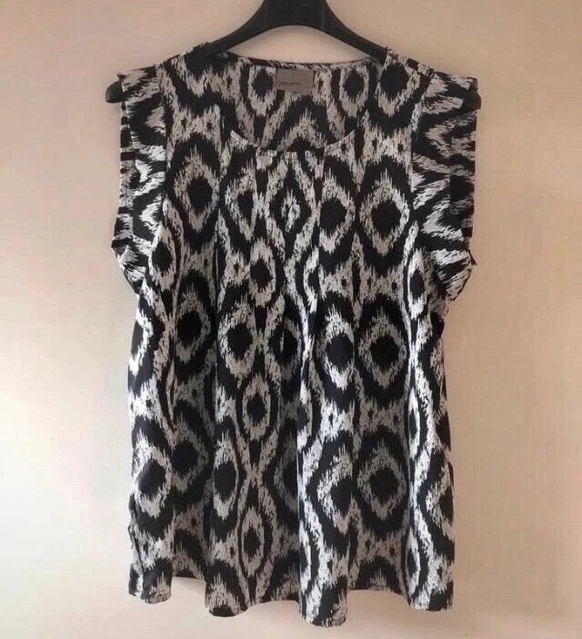 Zwart-wit mouwloze top met print, Kleding | Dames, Zwart, Ophalen of Verzenden, Zo goed als nieuw, Maat 36 (S)