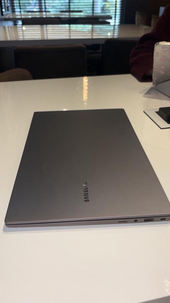 Samsung Galaxy Book4 NP750XGJ (15.6”), Computers en Software, Windows Laptops, Ophalen, 2 tot 3 Ghz, 15 inch, Zo goed als nieuw