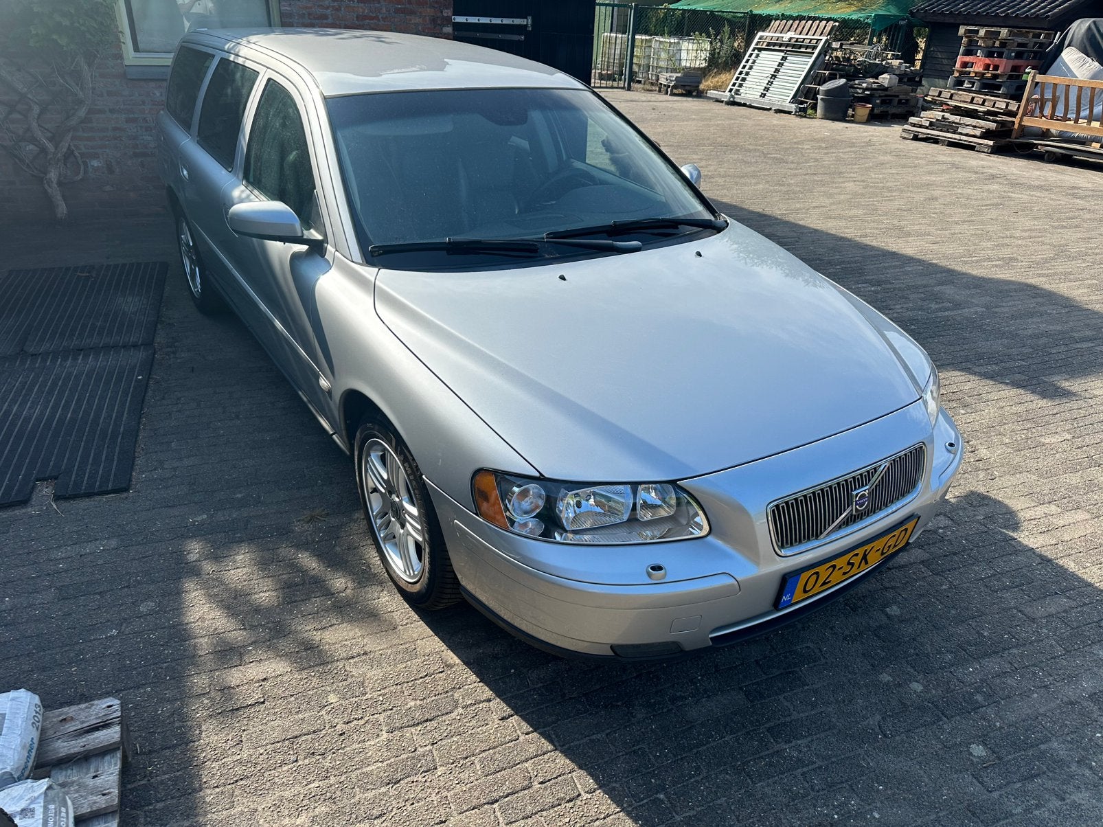 Volvo V70 2.4 170PK 2006 Grijs, Auto's, Voorwielaandrijving, 1800 kg, Stationwagon, 170 pk