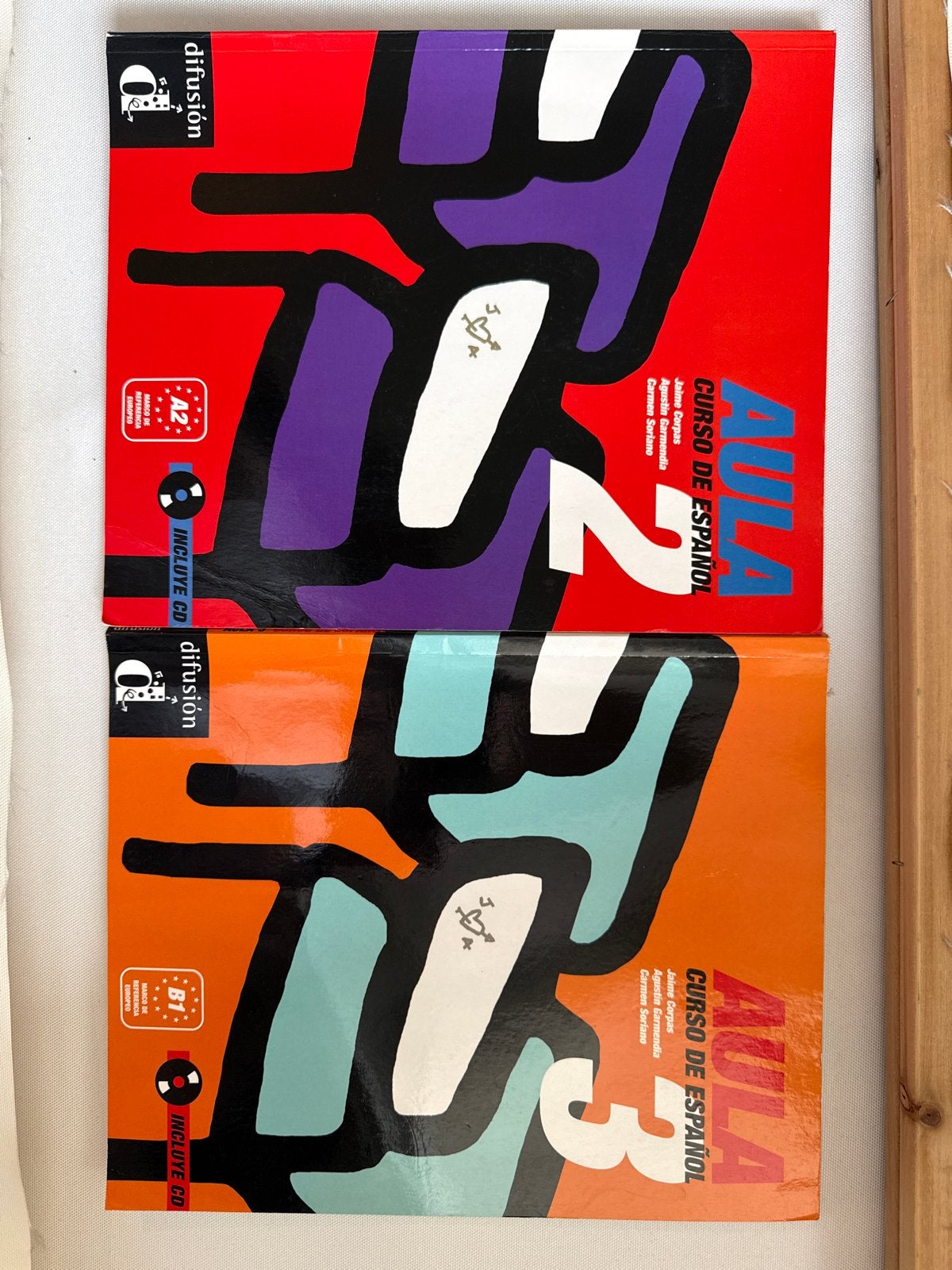 Aula Spaans Cursusboeken 2 & 3 met CD's, Ophalen of Verzenden, Zo goed als nieuw, Non-fictie