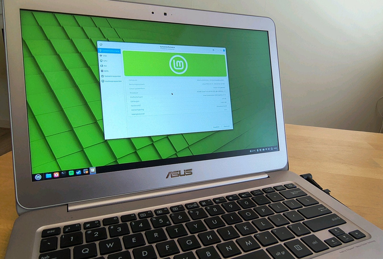 ASUS Laptop 13,3 inch, 2 tot 3 Ghz, Qwerty, Ophalen of Verzenden, SSD