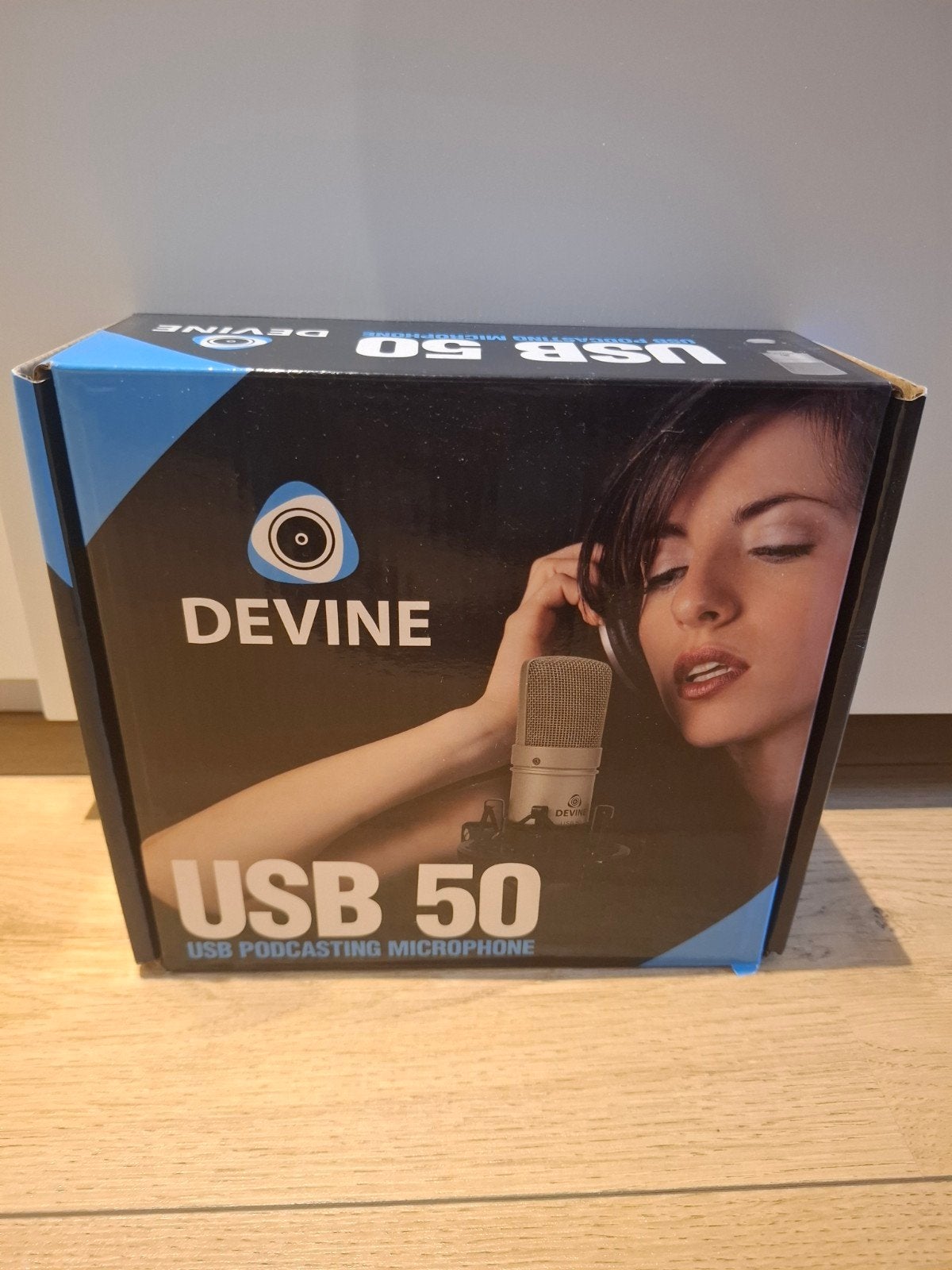 Devine USB 50 Microfoon met standaard, Muziek en Instrumenten, Microfoons, Ophalen, Zo goed als nieuw, Overige typen