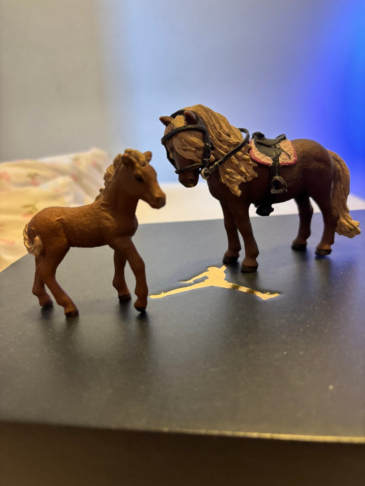 Schleich IJslander merrie met veulen, Ophalen of Verzenden, Zo goed als nieuw, Paard, Beeldje of Figuurtje