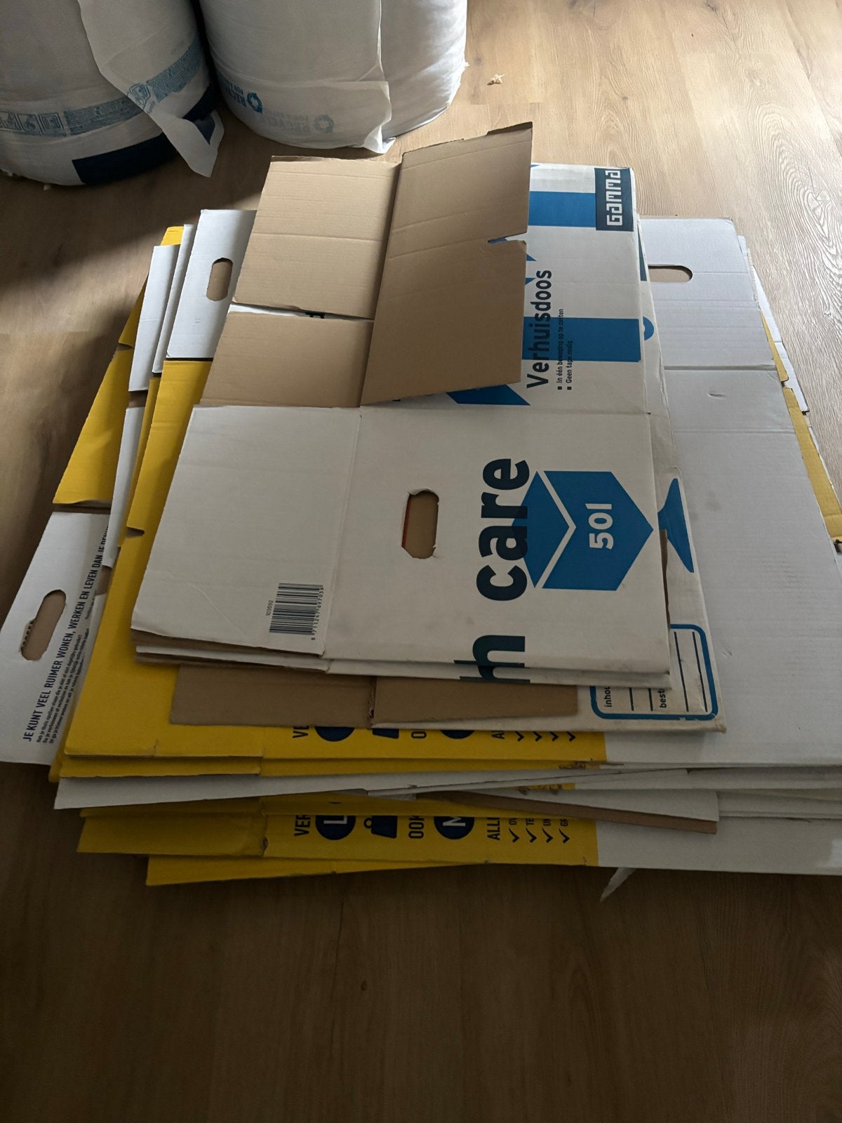 18 gebruikte verhuisdozen (Gamma, All Safe), Ophalen, 40 tot 60 cm, 50 tot 75 cm, 35 tot 50 cm