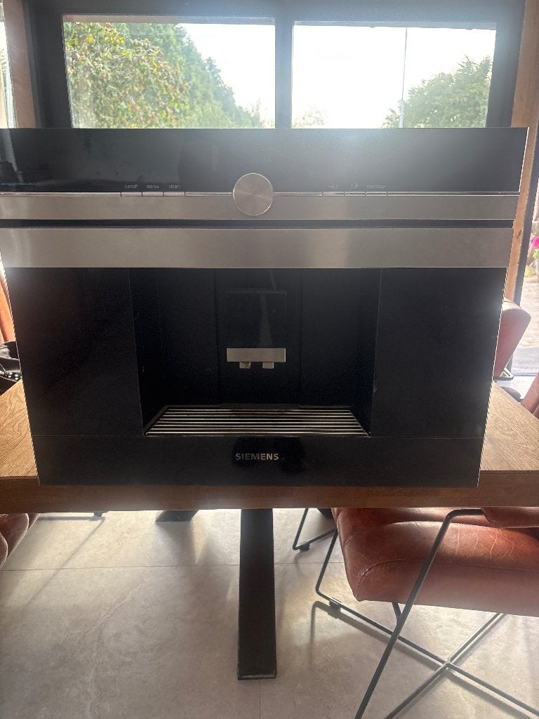Siemens inbouw koffiemachine - Zo goed als nieuw, Ophalen, 10 kopjes of meer, Koffiemachine, Koffiebonen
