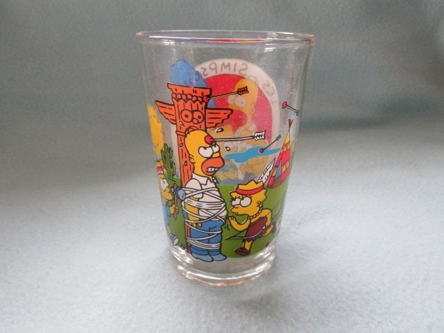 Glas met afbeeldingen van de Simpsons Franstalig, Verzamelen, Ophalen of Verzenden, Zo goed als nieuw, Tv, Gebruiksvoorwerp