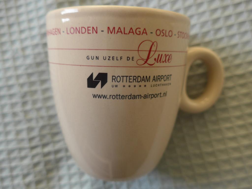 Rotterdam Airport promotie beker, Ophalen of Verzenden, Zo goed als nieuw, Overige typen