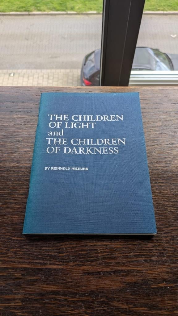 Reinhold (R.) Niebuhr | The children of light and darkness, Ophalen of Verzenden, Nieuw, Christendom | Katholiek