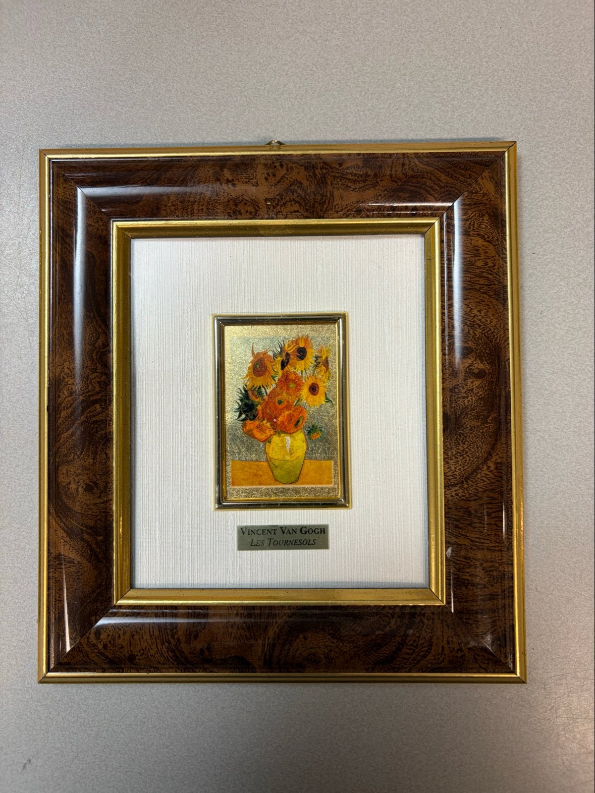 2 Vintage Van Gogh reproducties: Zonnebloemen & Irissen, Bloemen, Overige ondergronden, Ophalen of Verzenden, Print