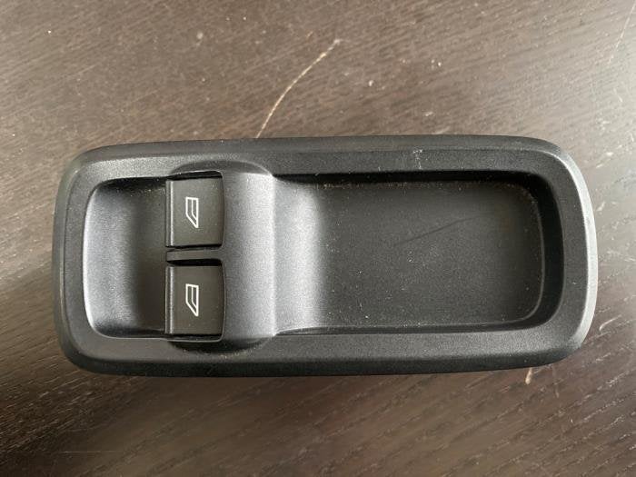 Elektrisch Raam Schakelaar van een Ford Fiesta, Gebruikt, -, -, Ford