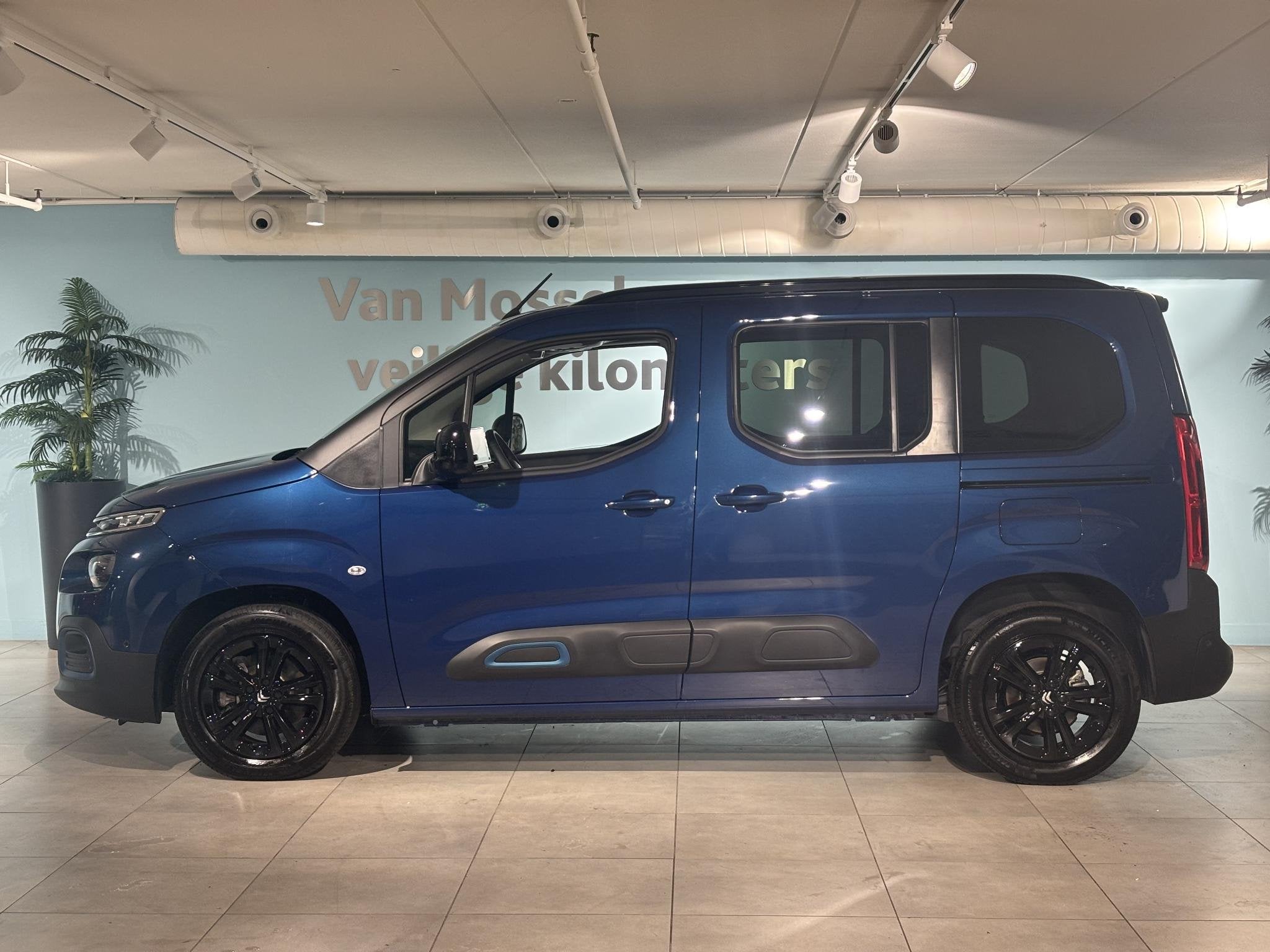 Citroen ë-Berlingo Feel 50 kWh | Camera achter | Lichtmetal, Auto's, 12 maanden, Gebruikt, 750 kg, Blauw