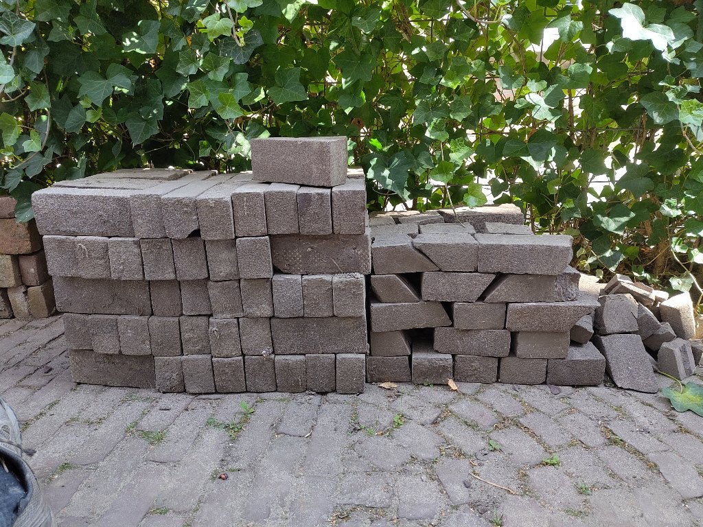 restpartijtje gebakken straatklinkers, Ophalen, Gebruikt, Keramiek, Klinkers