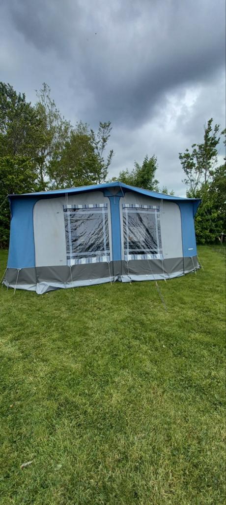 Voortent/luifel maat 8, Ophalen