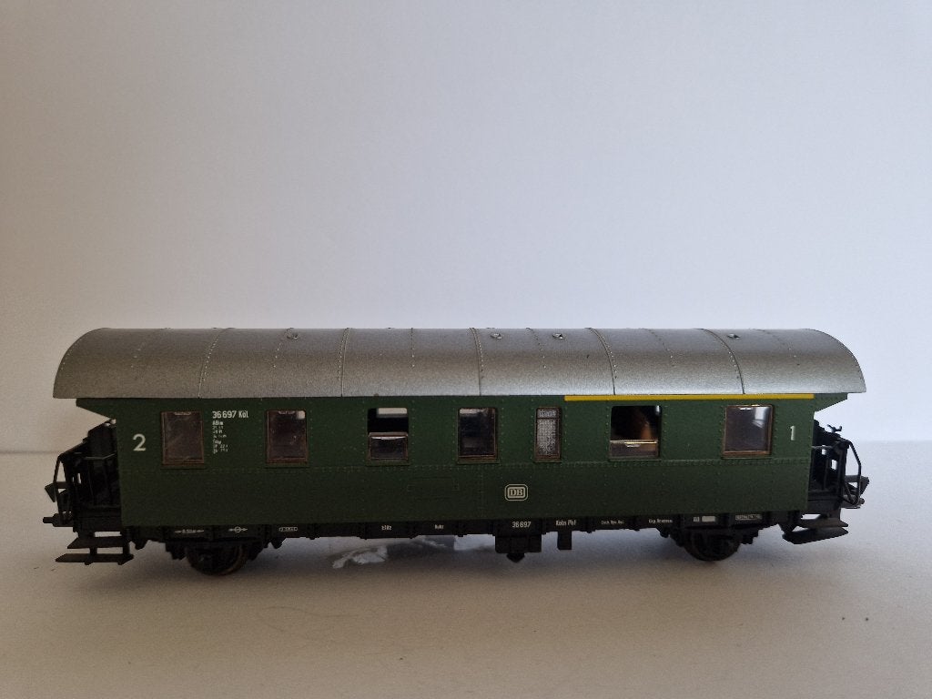 Roco 4202S, Gelijkstroom, Wagon, Ophalen of Verzenden, Zo goed als nieuw