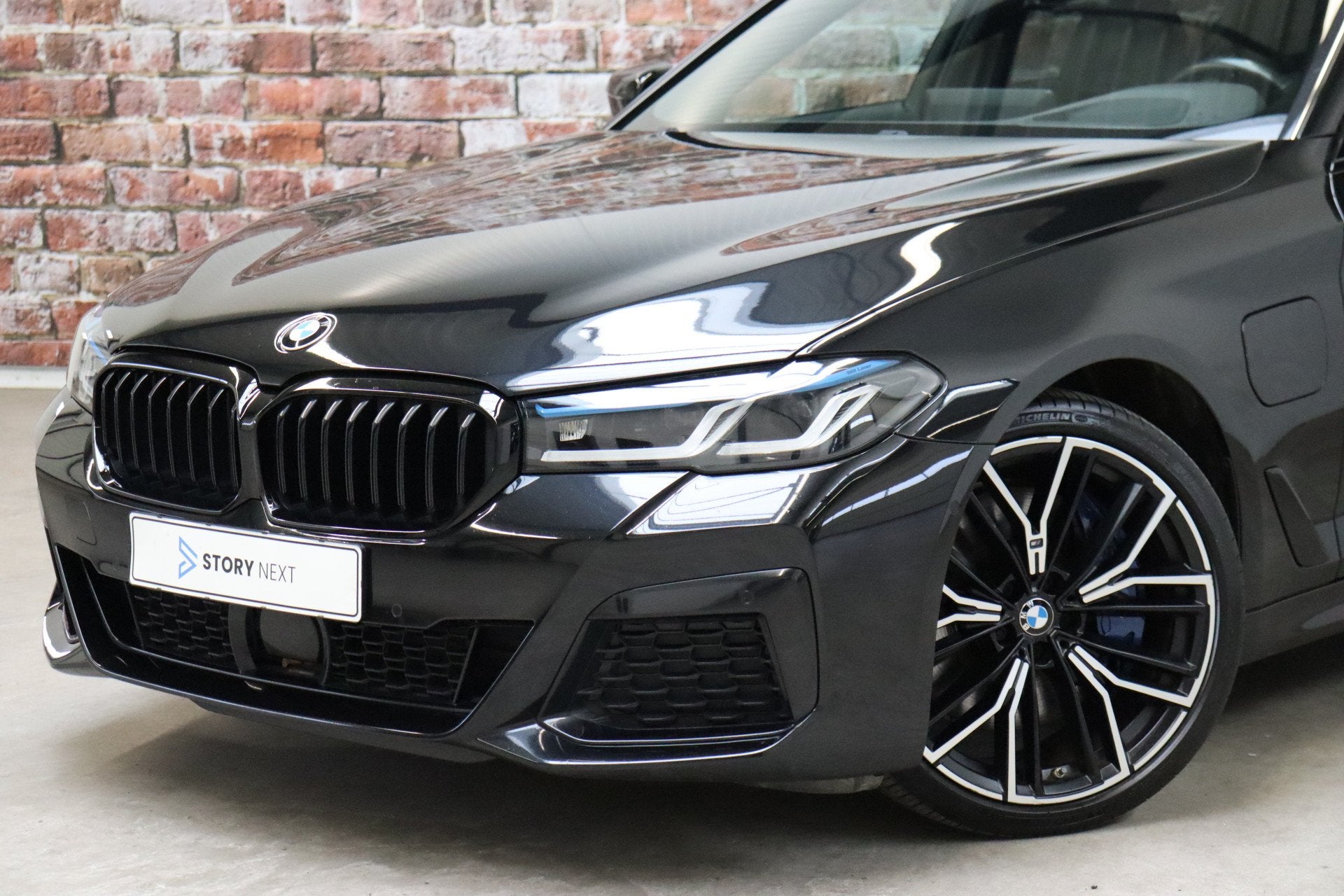 BMW 5 Serie 545e xDrive High Executive M Sport Pakket Automa, Auto's, Automaat, Dealer onderhouden, Gebruikt, Euro 6