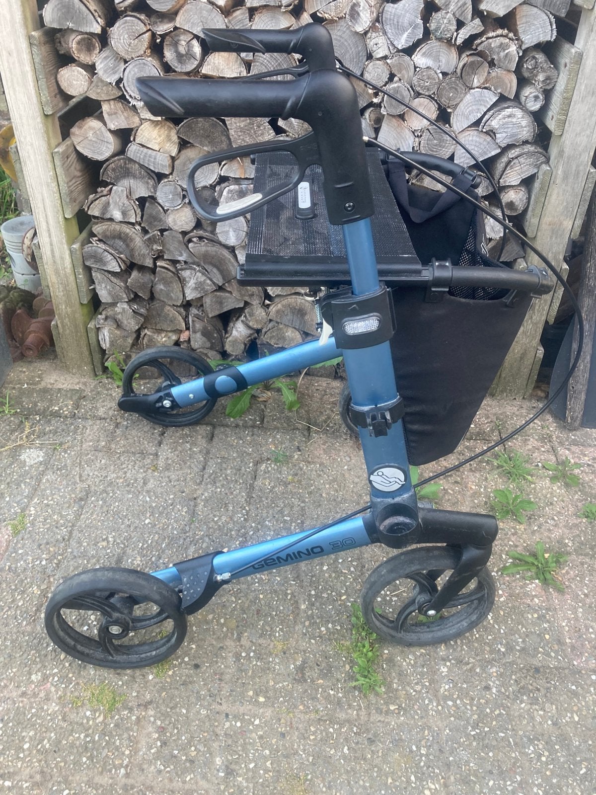 Gebruikte  gemino handicare rollator, Ophalen, Zo goed als nieuw