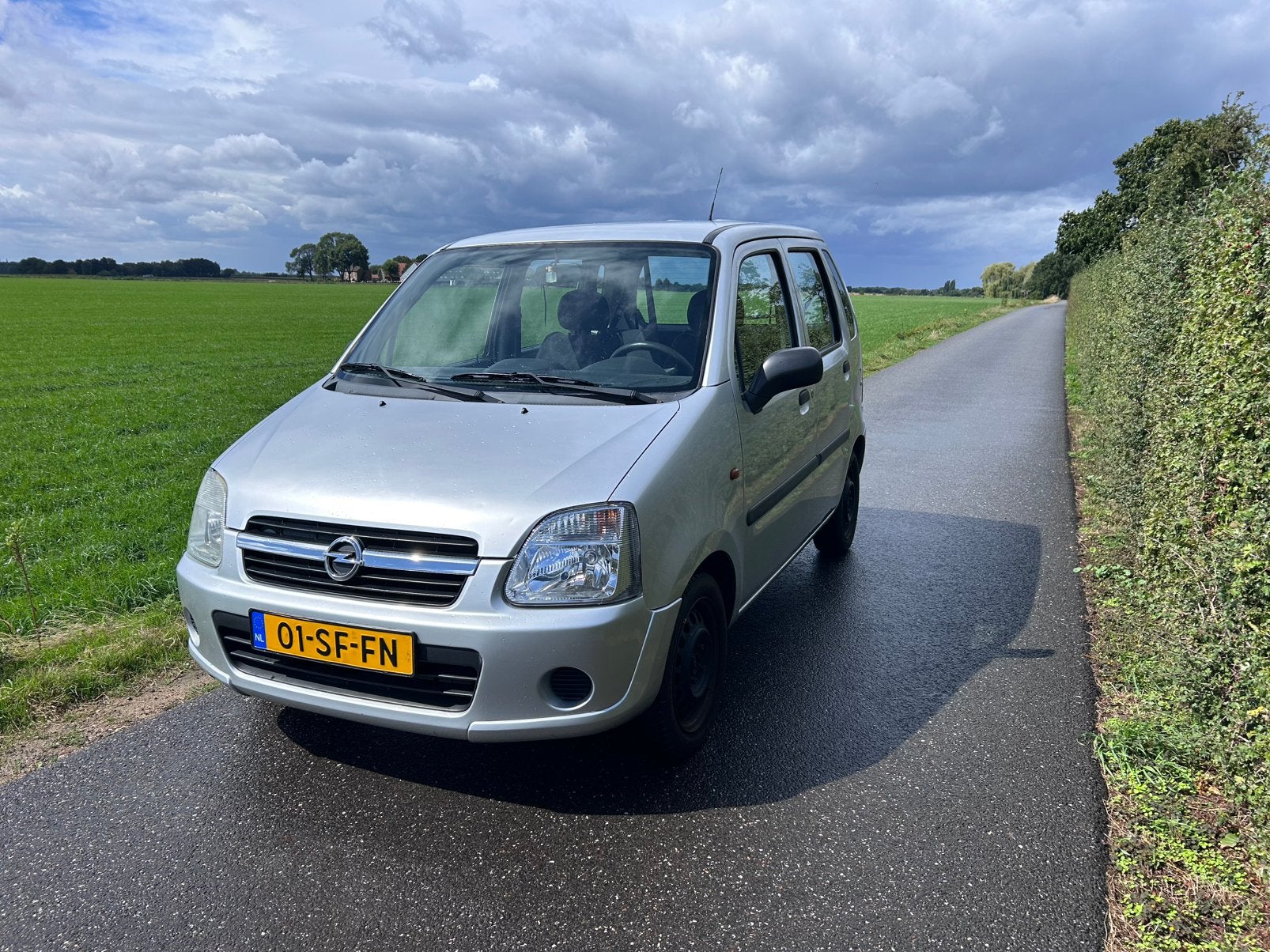 Opel Agila 1.2 (2005)| APK tot aug 2027 & Nieuwe banden!, Voorwielaandrijving, 40 €/maand, Zwart, 4 cilinders