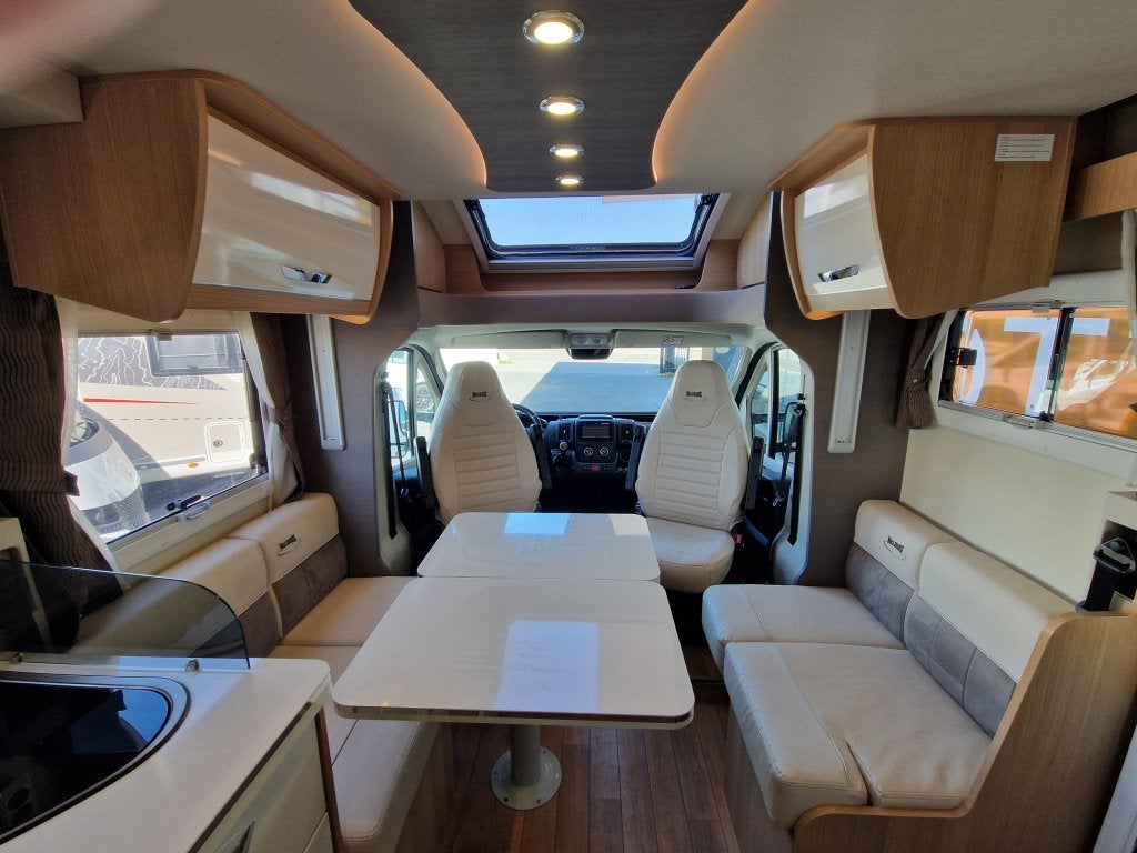 McLouis Sovereign 470 Face to face, Luifel, Bedrijf, 7 tot 8 meter, Airbags
