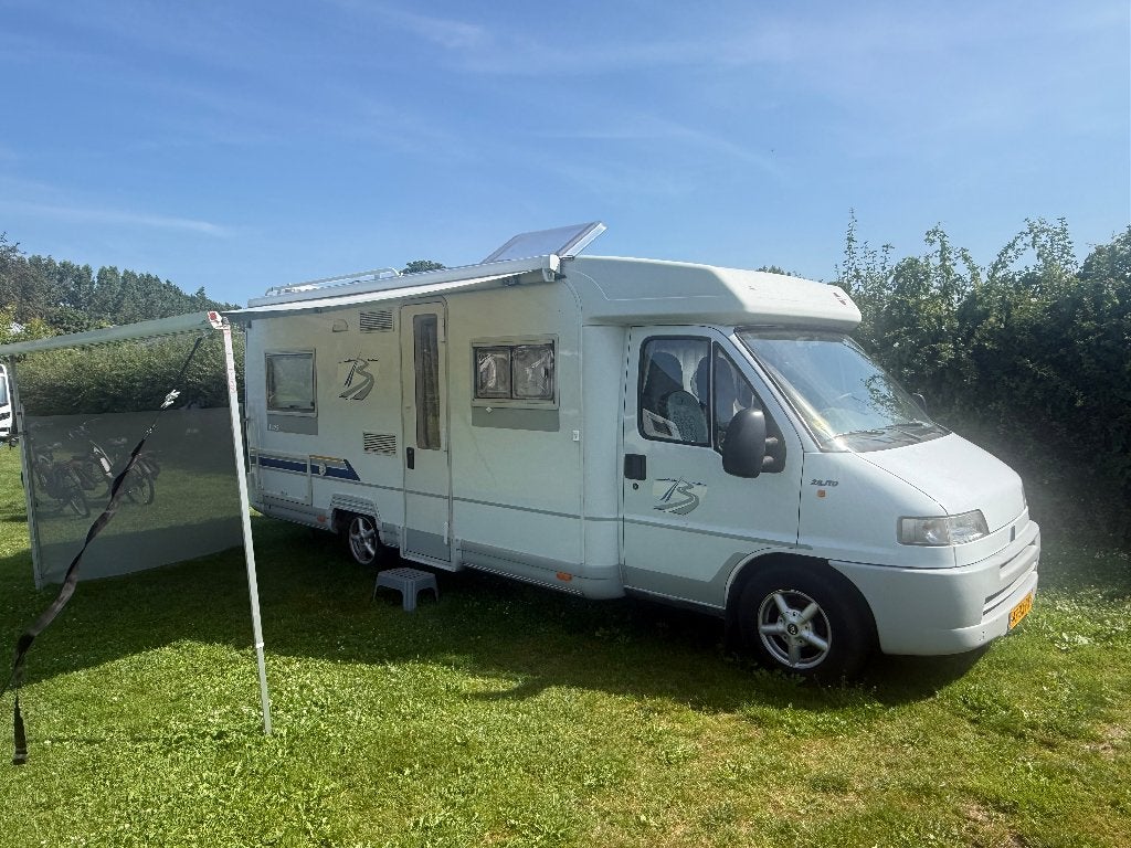 Caravans And Camping TE