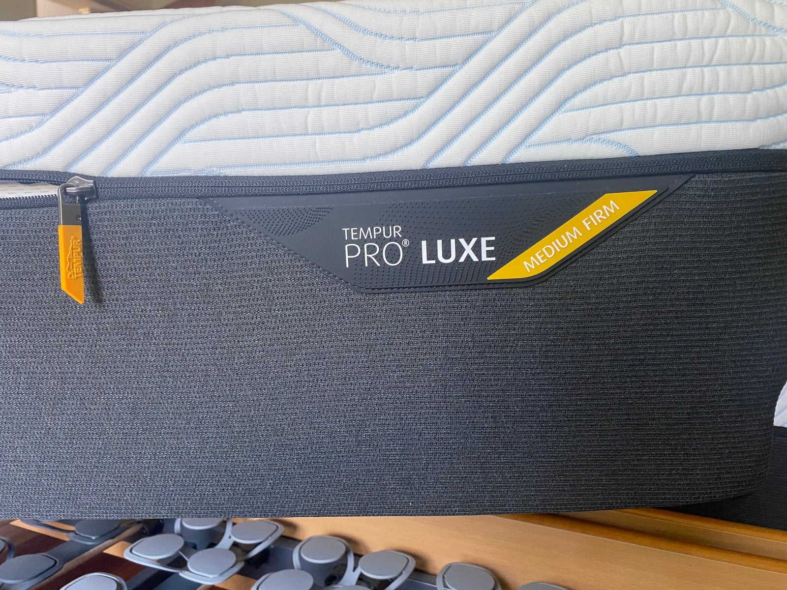 Tempur Pro Luxe Medium Fim Matrassen, Ophalen of Verzenden, Zo goed als nieuw