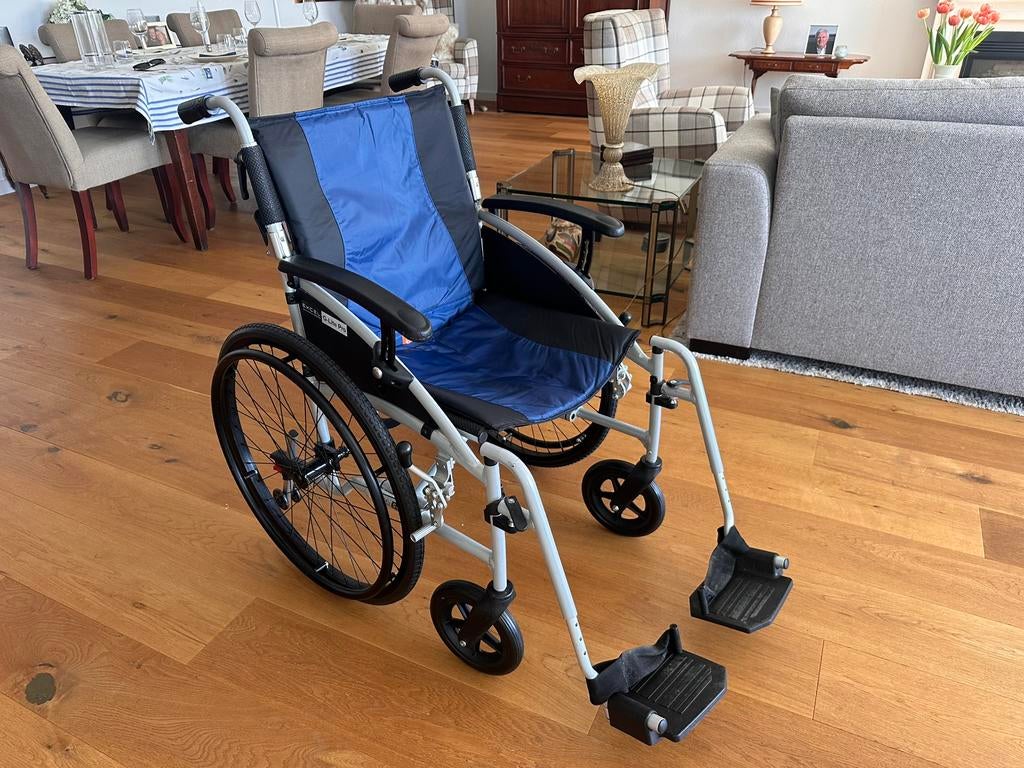 Lichtgewicht rolstoel Excel G-Lite Pro, Diversen, Rolstoelen, Zo goed als nieuw, Duwrolstoel, Ophalen