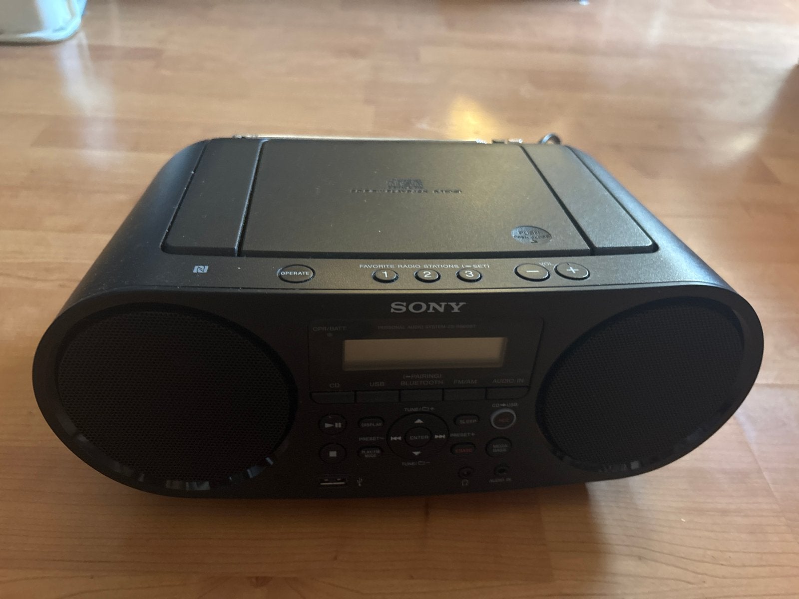 Sony SRS-B50BT Radio met CD-speler, Ophalen of Verzenden, Zo goed als nieuw, Radio, Met cd-speler