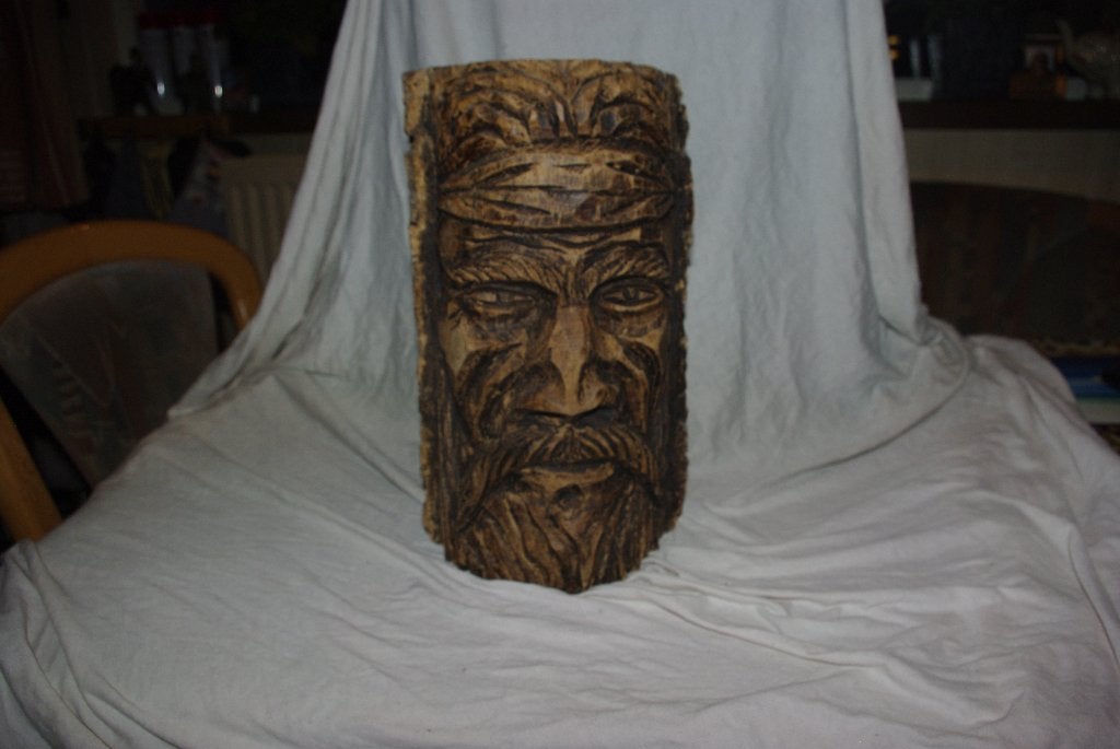 Buste / draaidare schaal / flessenhouder( Hout snijwerk, Ophalen of Verzenden