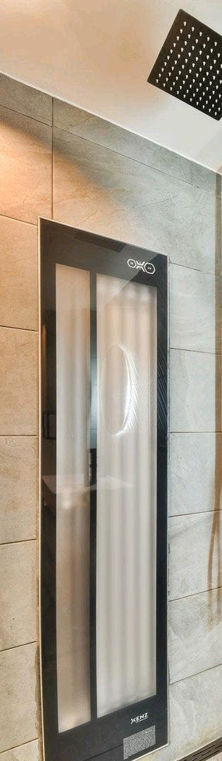 Xenz Feel Good Shower - Zonnebank enkelzijdig, Ophalen, Gezichtsbruiner, Minder dan 10 lampen