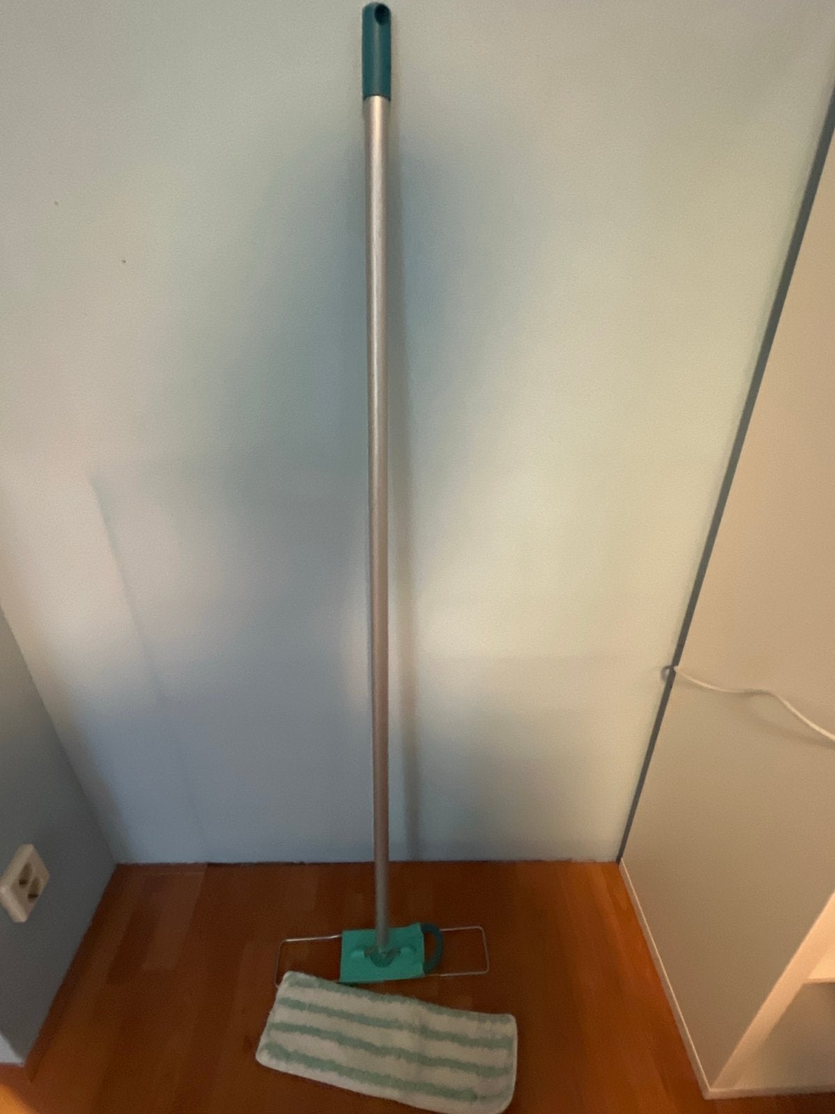 Leifheit Vloerwisser met steel en 4 microvezeldoek, Ophalen, Mop of Dweil