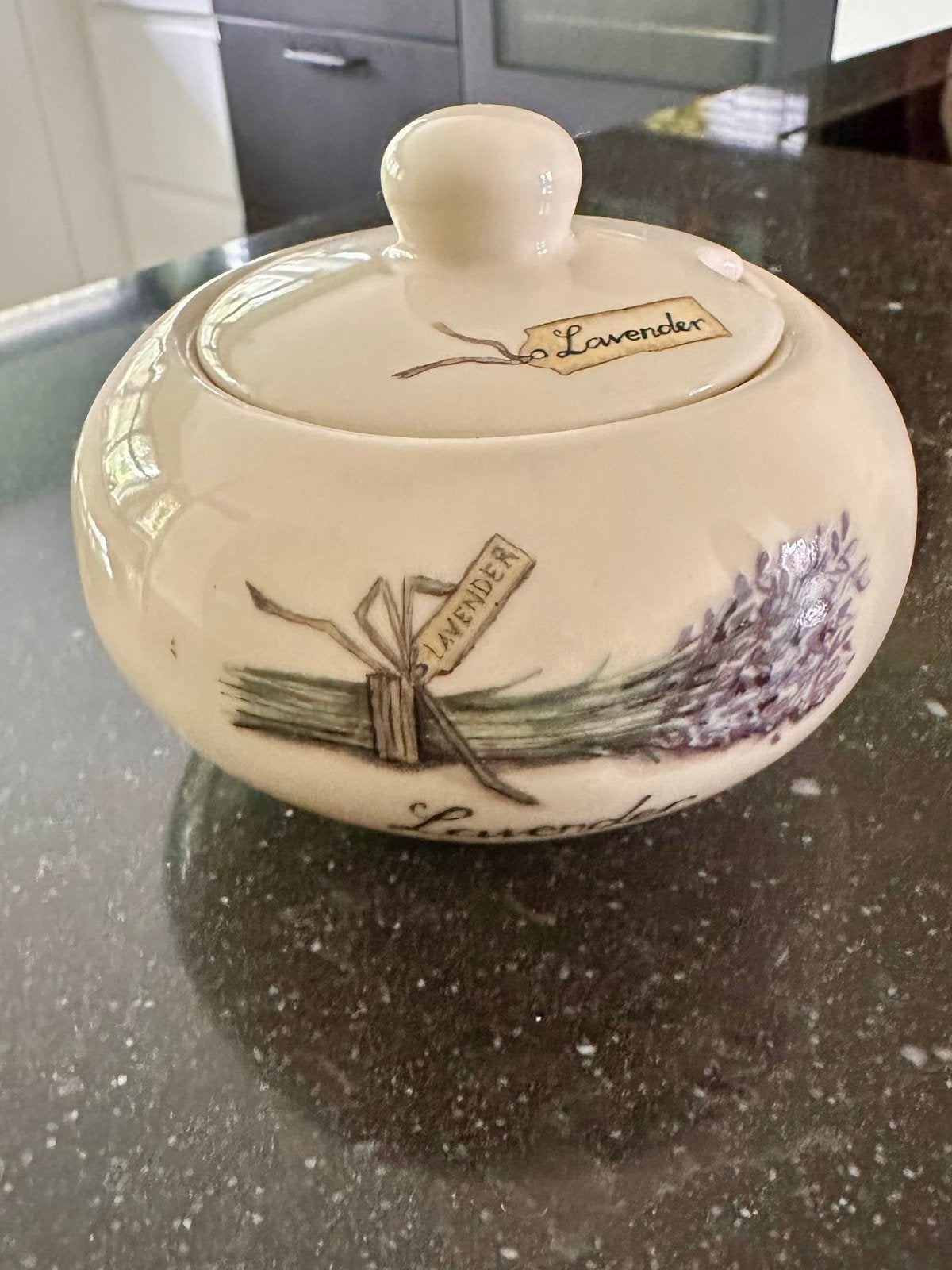 Suikerpotje lavendel Jet., Ophalen of Verzenden