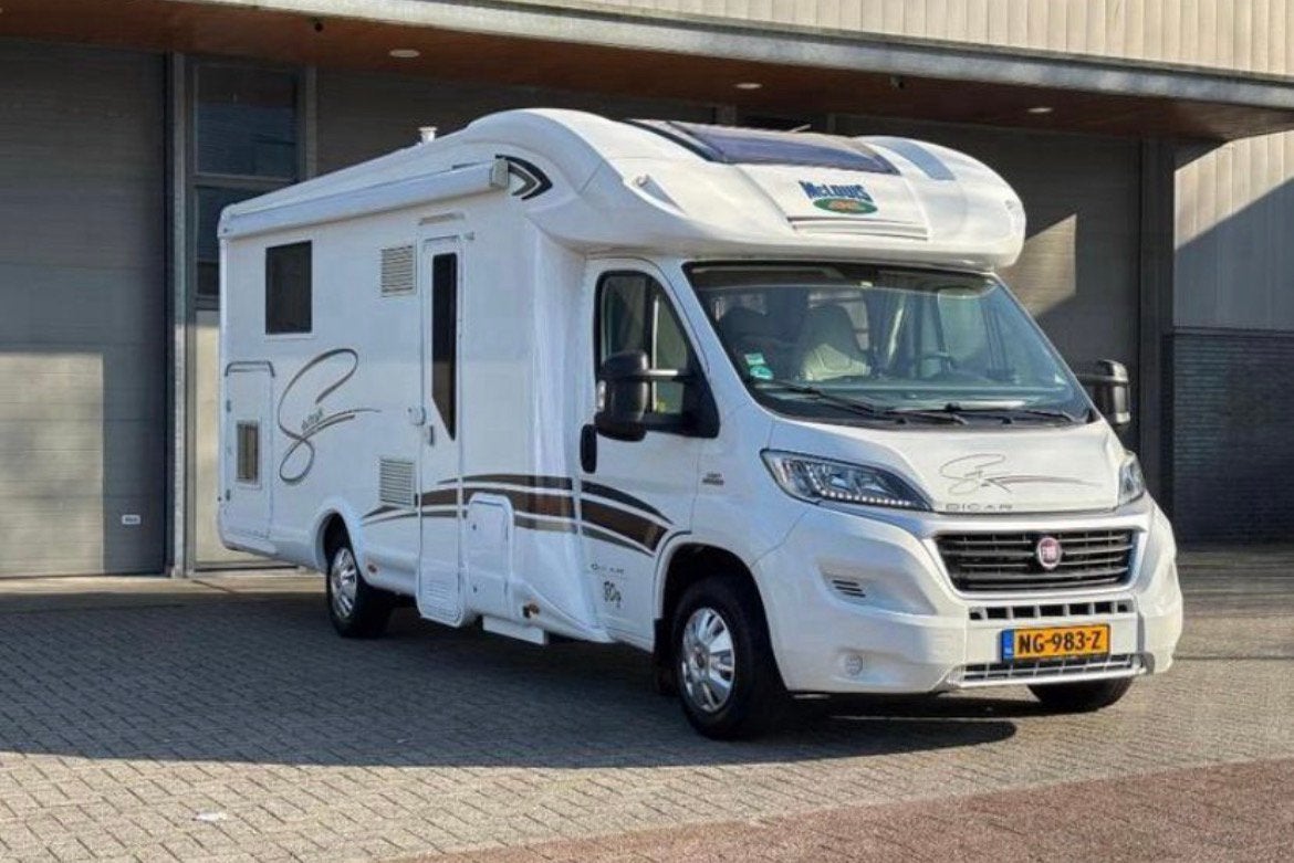 Mc louis sovereign 80 G camper, Caravans en Kamperen, Campers, Particulier, 7 tot 8 meter, Half-integraal