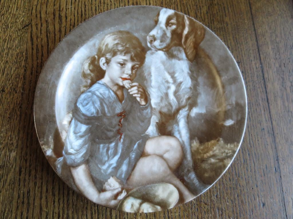 2 mooie oude porseleinen wandborden om  op te hangen 20cm, Ophalen of Verzenden