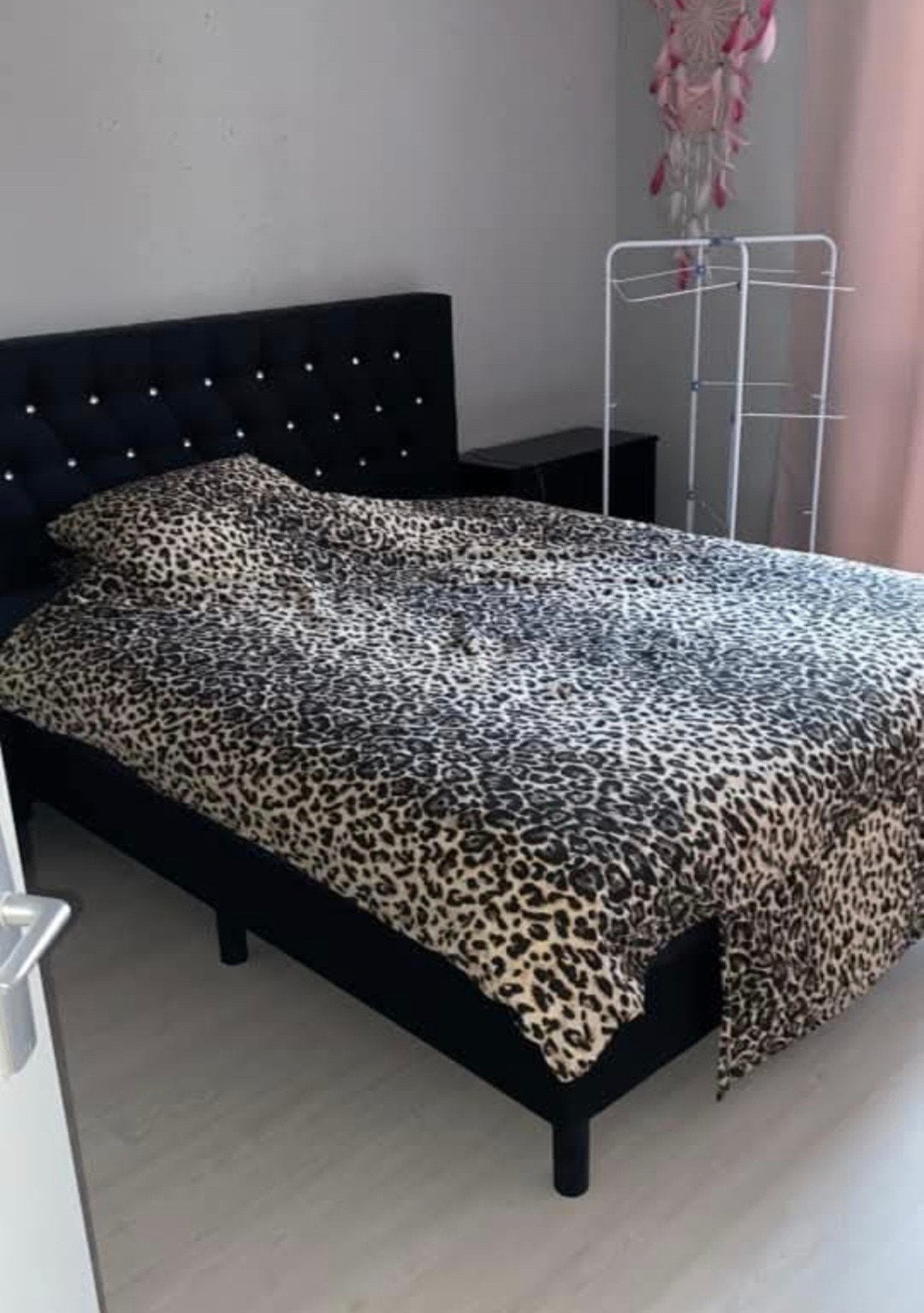 Zwarte boxspring 160x200, Gebruikt, Tweepersoons, Ophalen of Verzenden, 160 cm