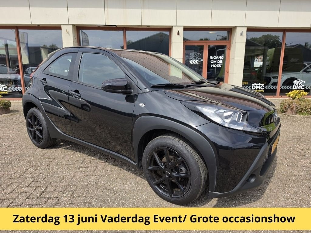 Toyota Aygo X 1.0 VVT-i MT Play | 2022 | Airco | ACC | LM Ve, Keurmerk '100% Onderhouden', 12 maanden, Gebruikt, 920 kg