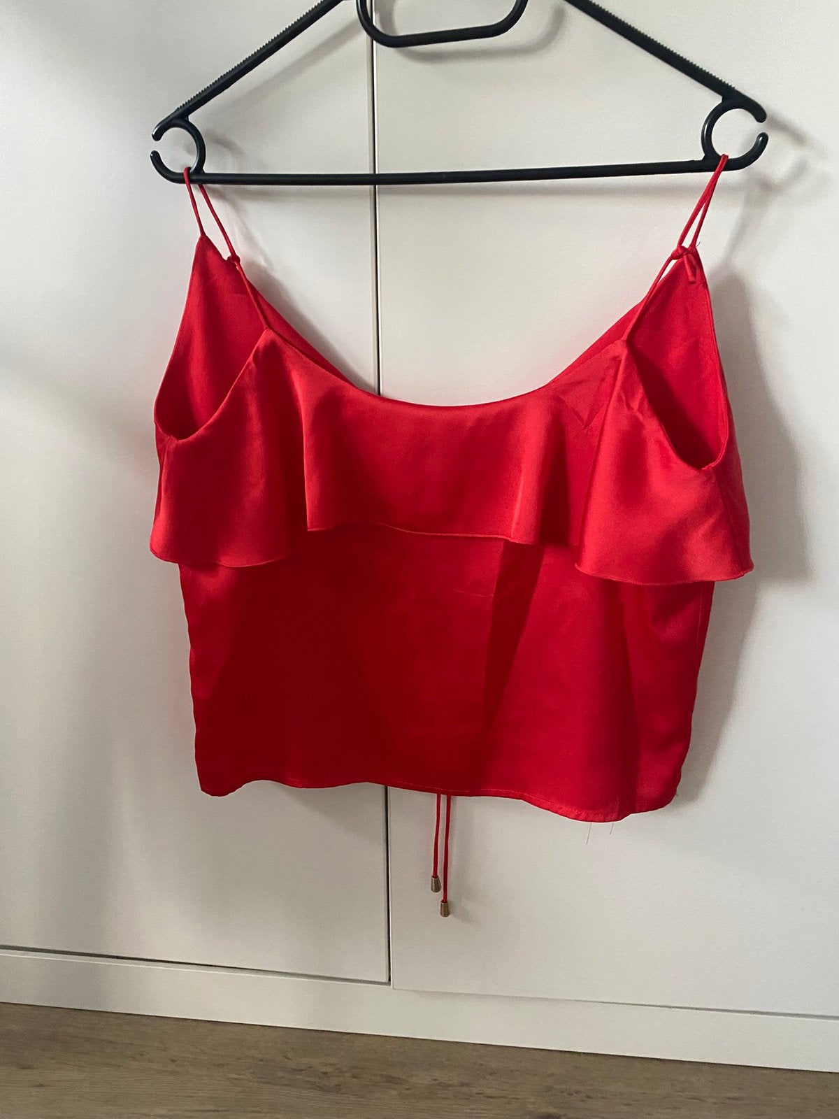 Mooie rode top hemd van Loavies maat XS, Kleding | Dames, Ophalen of Verzenden, Zo goed als nieuw, Zonder mouw, Maat 34 (XS) of kleiner