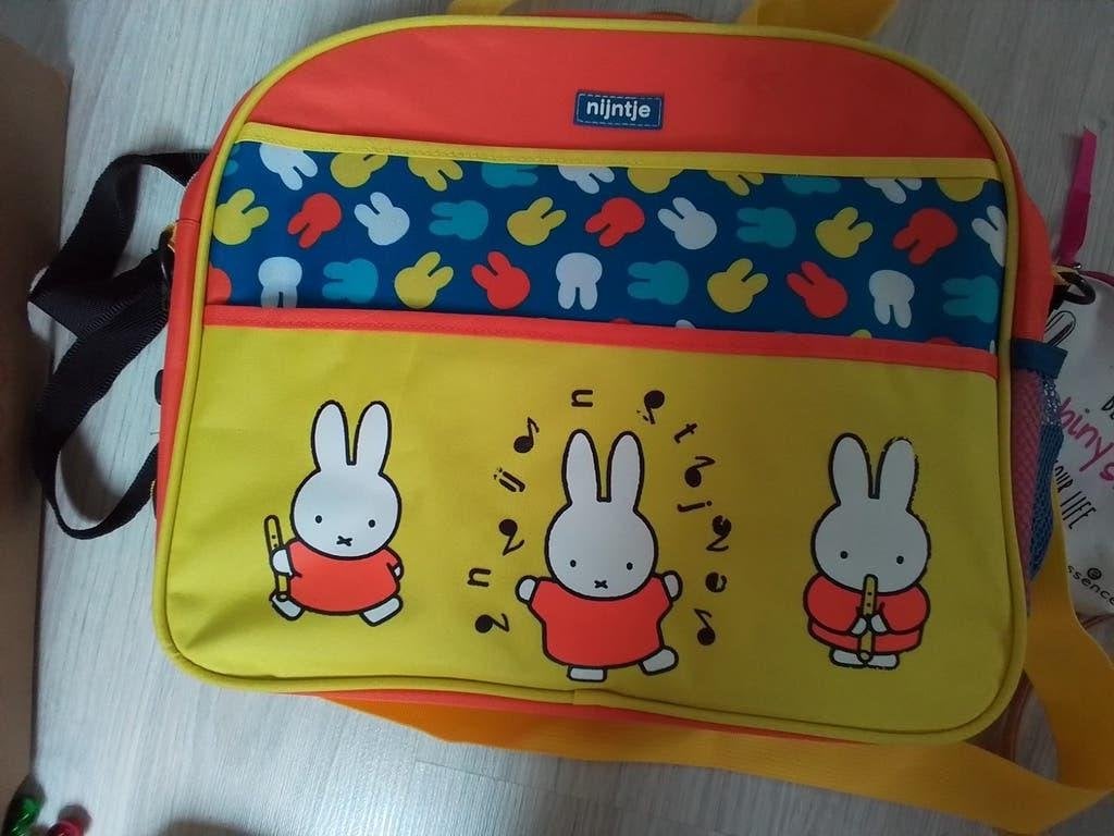 Nijntje tas - vrolijke kinder schoudertas, Ophalen of Verzenden, Zo goed als nieuw, Meerkleurig, Schouderband